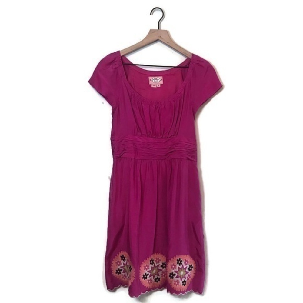 Phoebe Couture Pink Silk Embroidered Short Sleeve Dress Women’s size 8 Medium